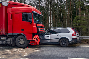 truck accident with car